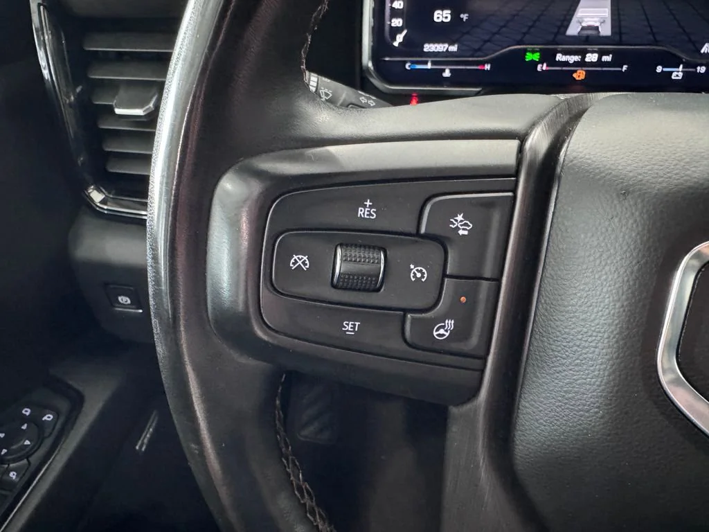 Certified Used 2025 Onyx Black GMC AT4 image 18
