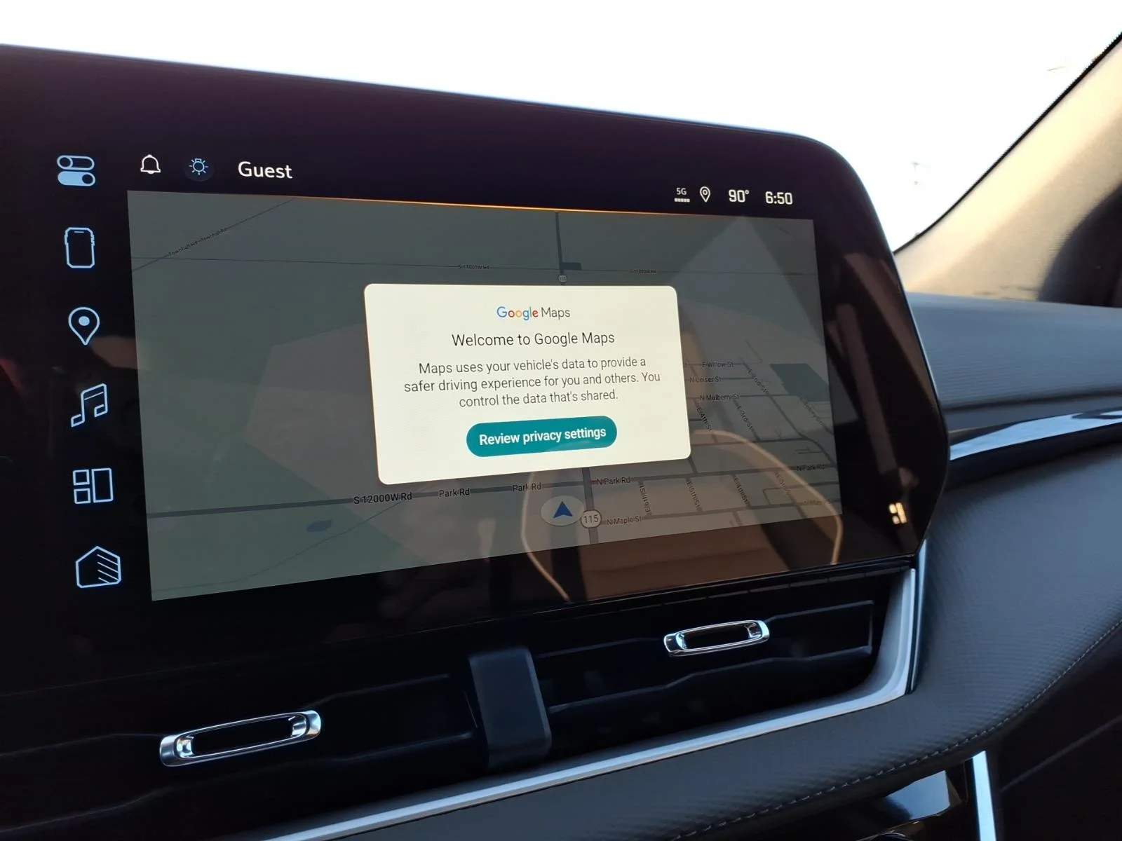 2027 Chevrolet Equinox LT - Photo 14