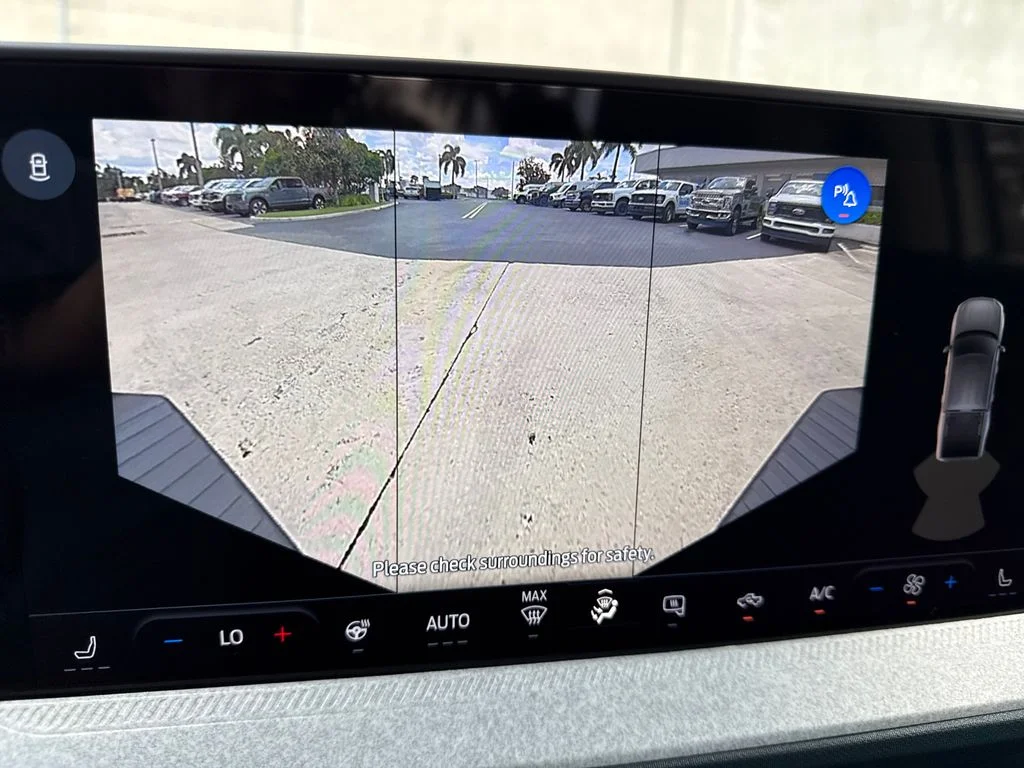 New 2025 White Ford XLT image 24
