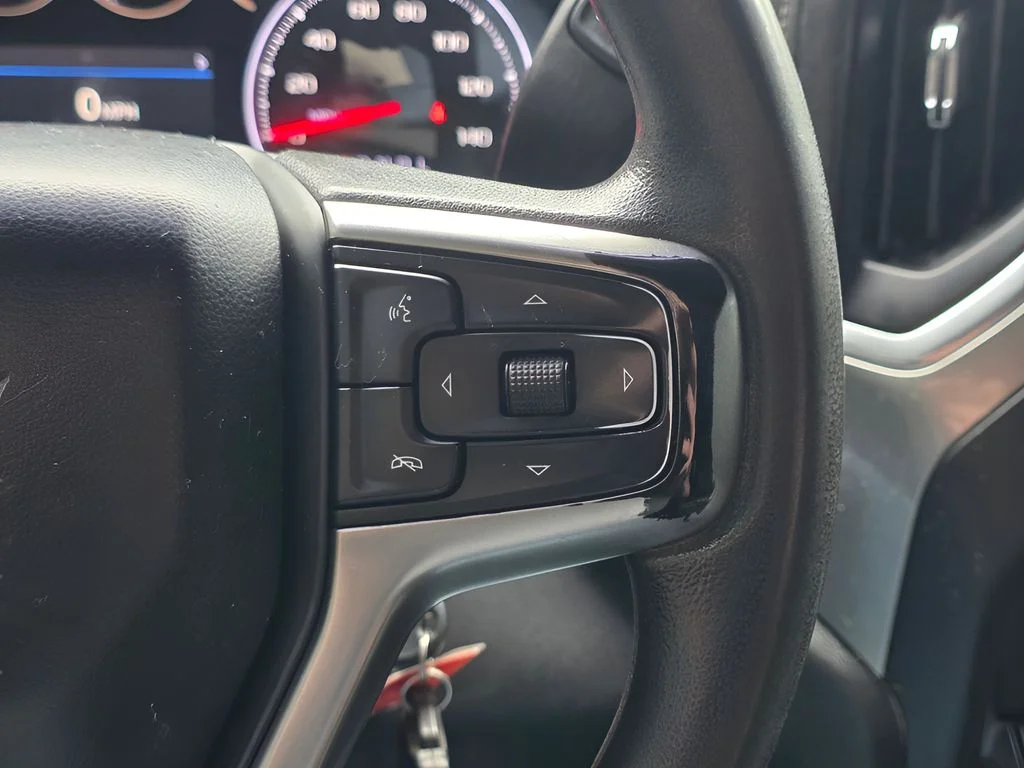 Used 2021 Summit White Chevrolet LT image 17