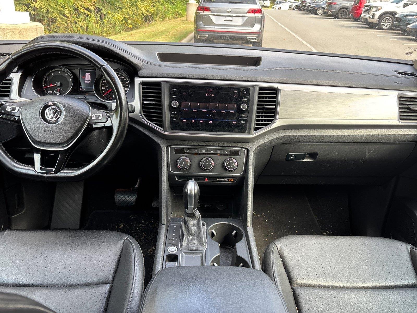 Used 2018 Reflex Silver Metallic Volkswagen 3.6L V6 SE image 32