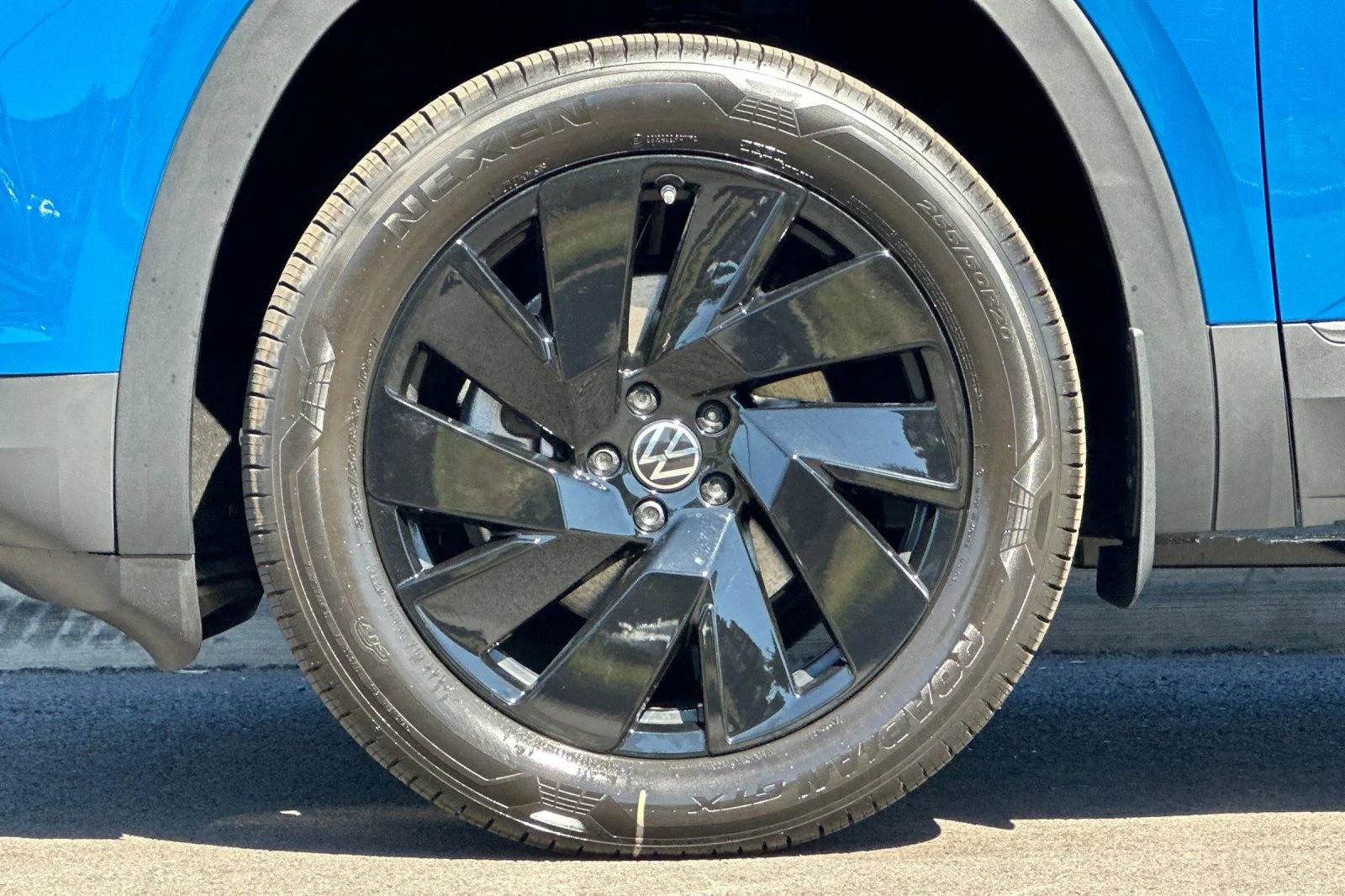 New 2026  Volkswagen 2.0T SE w/Technology image 25