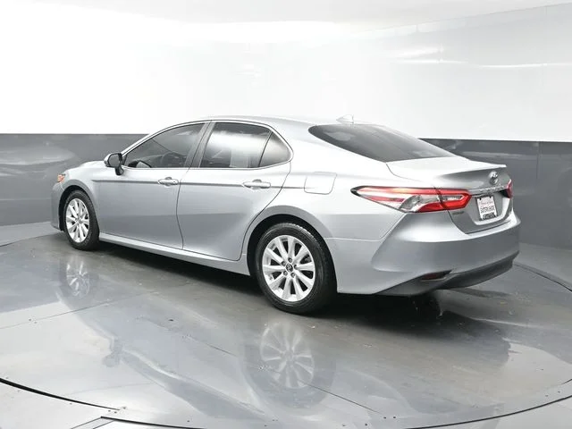 Used 2019 Silver Toyota LE image 5
