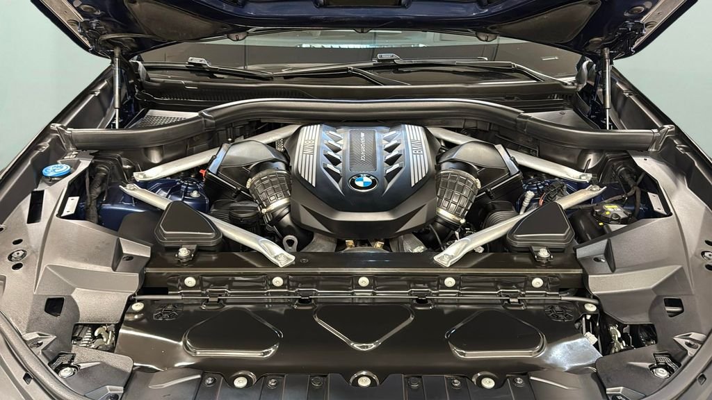 Used 2021 Blue BMW M50i image 54