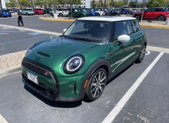 2023 MINI Cooper Cooper S 3 Door's photo