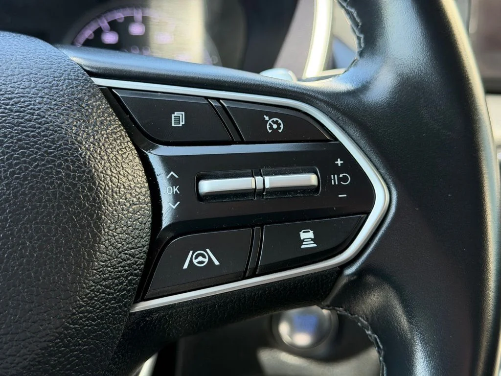 Used 2023 Red Hyundai XRT image 18