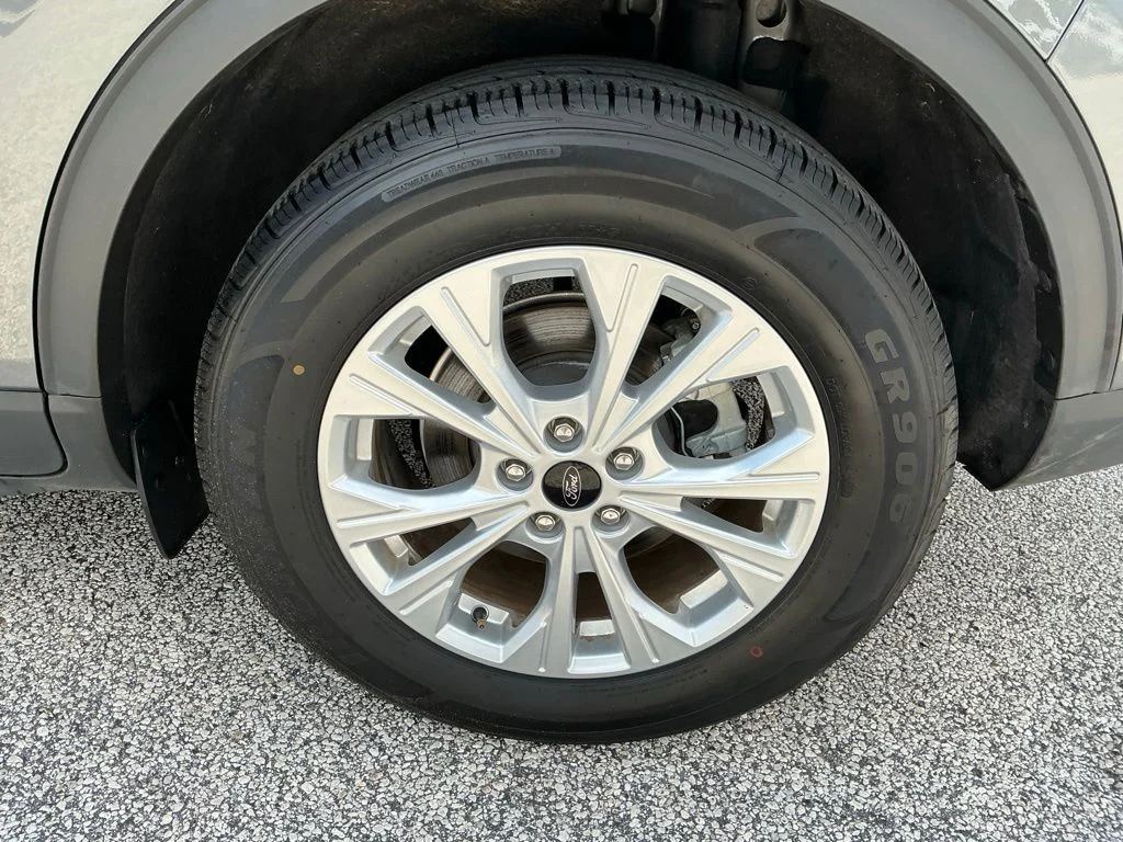 Used 2025 Gray Ford Active image 22