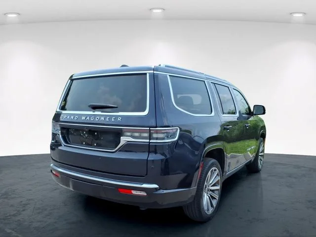Used 2025 Black Jeep Base image 9