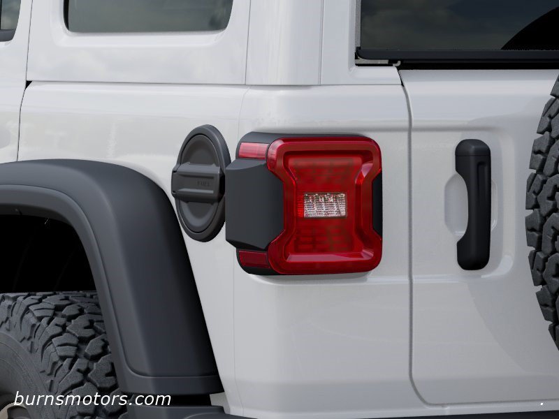 New 2026 Bright White Clear-Coat Exterior Paint Jeep Rubicon 4-Door image 9