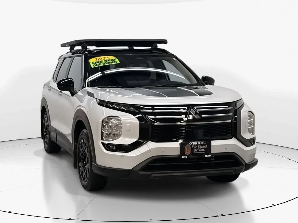 2025 Mitsubishi Outlander Trail Edition S-AWC's photo