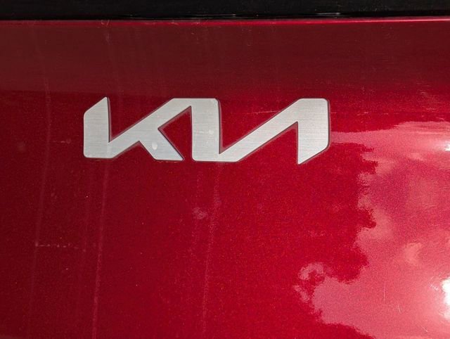 Used 2025  Kia SX-Prestige image 33
