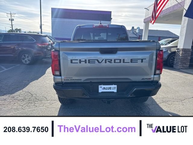 Used 2024 Gray Chevrolet ZR2 image 5