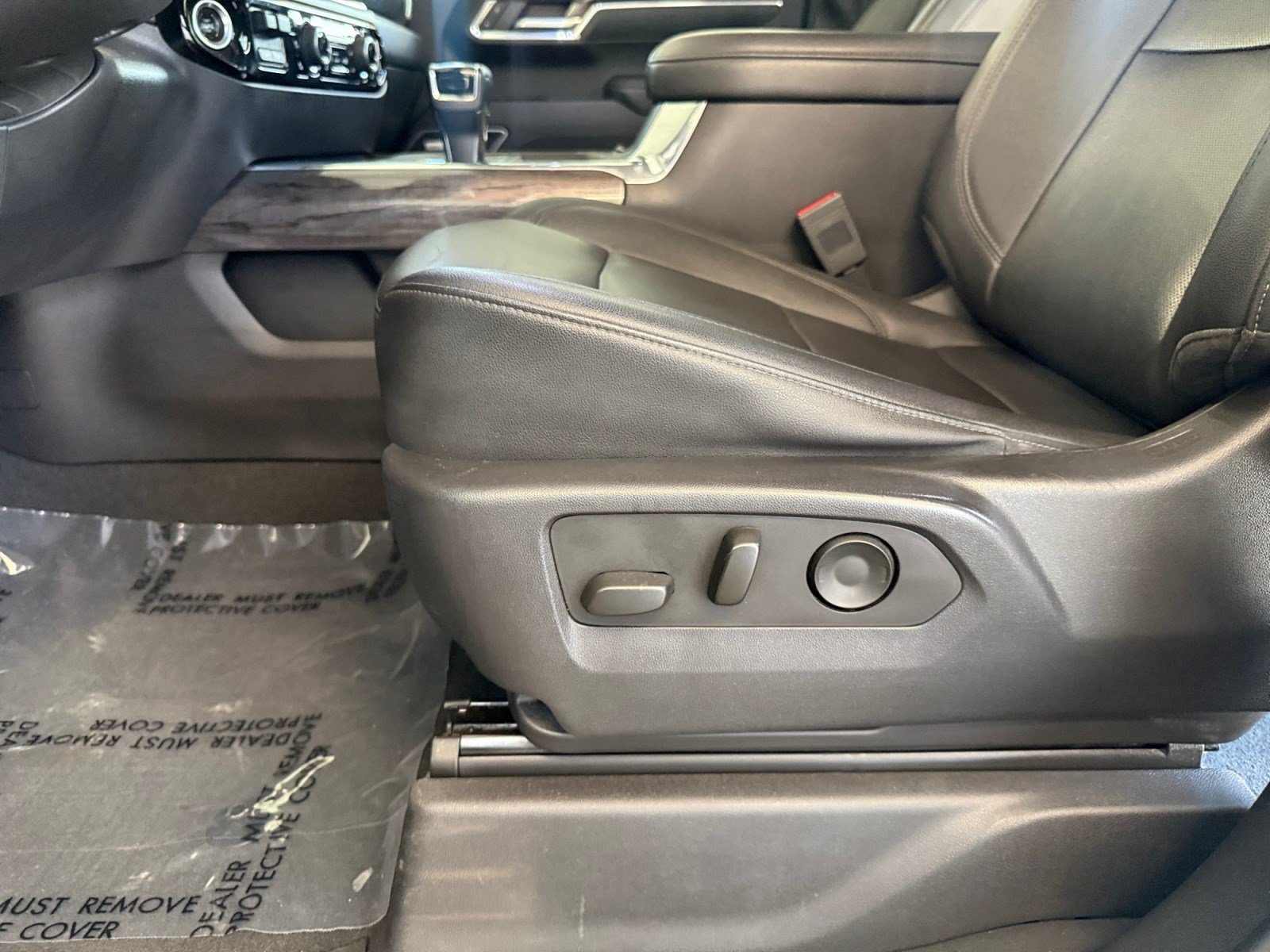 2023 Chevrolet Silverado 1500 LTZ - Photo 11