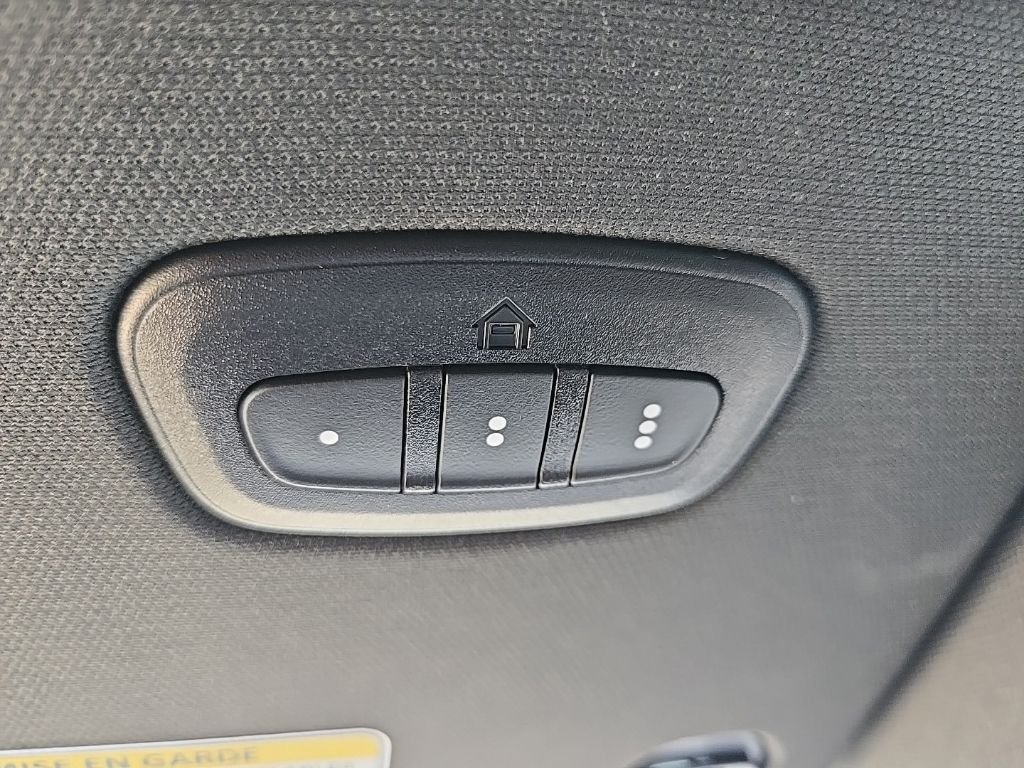 New 2026 Diamond Black Crystal Pearl-Coat Exterior Paint RAM Big Horn/Lone Star image 76
