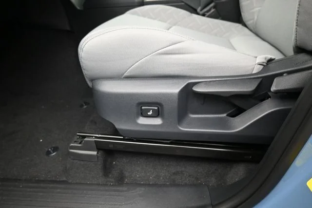 Used 2026 Blue Toyota SR5 image 21