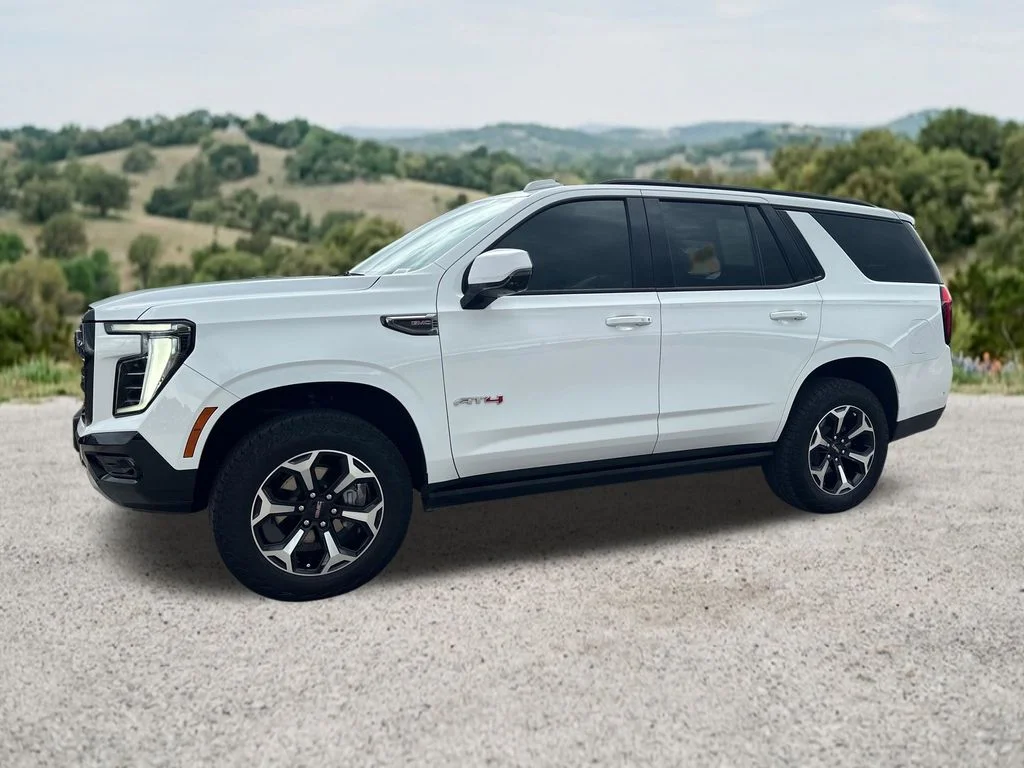 Used 2025 White GMC AT4 image 4