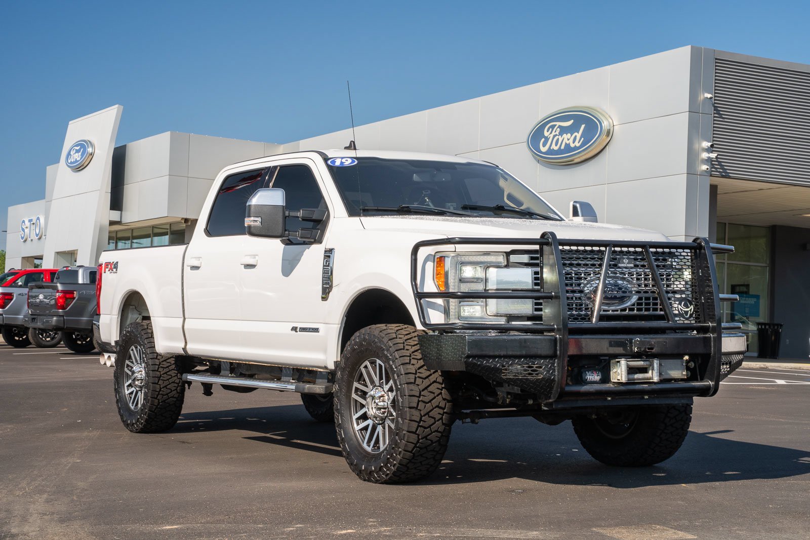 Certified Used 2019 White Ford Lariat image 1