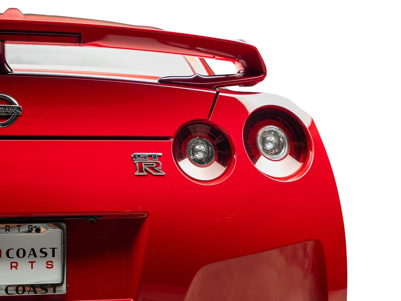 Used 2015 Red Nissan Premium image 18
