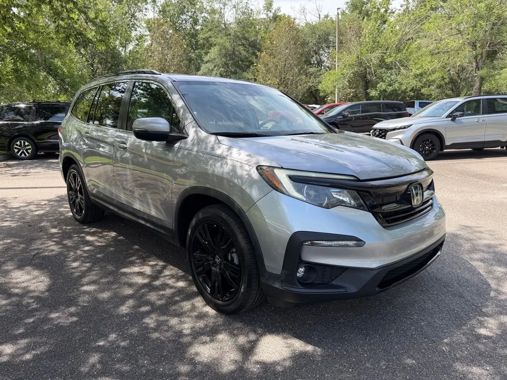 2022 Honda Pilot SE 2WD's photo