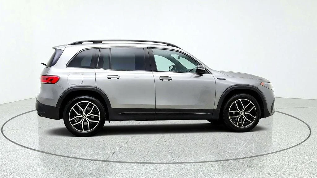 Used 2022 Mountain Grey Metallic Mercedes-Benz EQB 350 4MATIC SUV w/ AMG® Night Pkg & Driver Assist Pkg image 4
