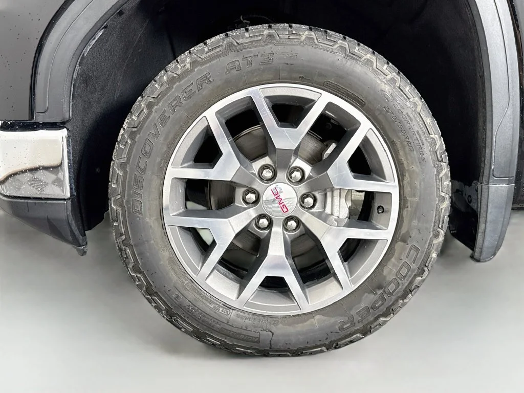 Used 2023 Black GMC SLE image 29