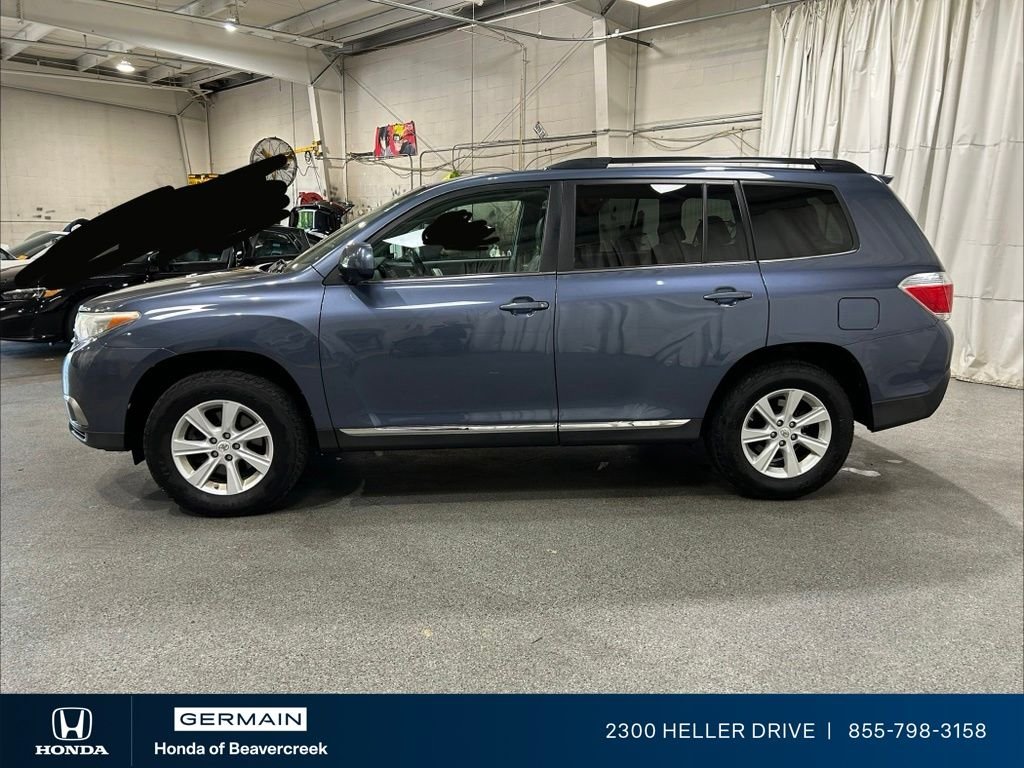 Used 2012 Shoreline Mist Toyota SE image 5