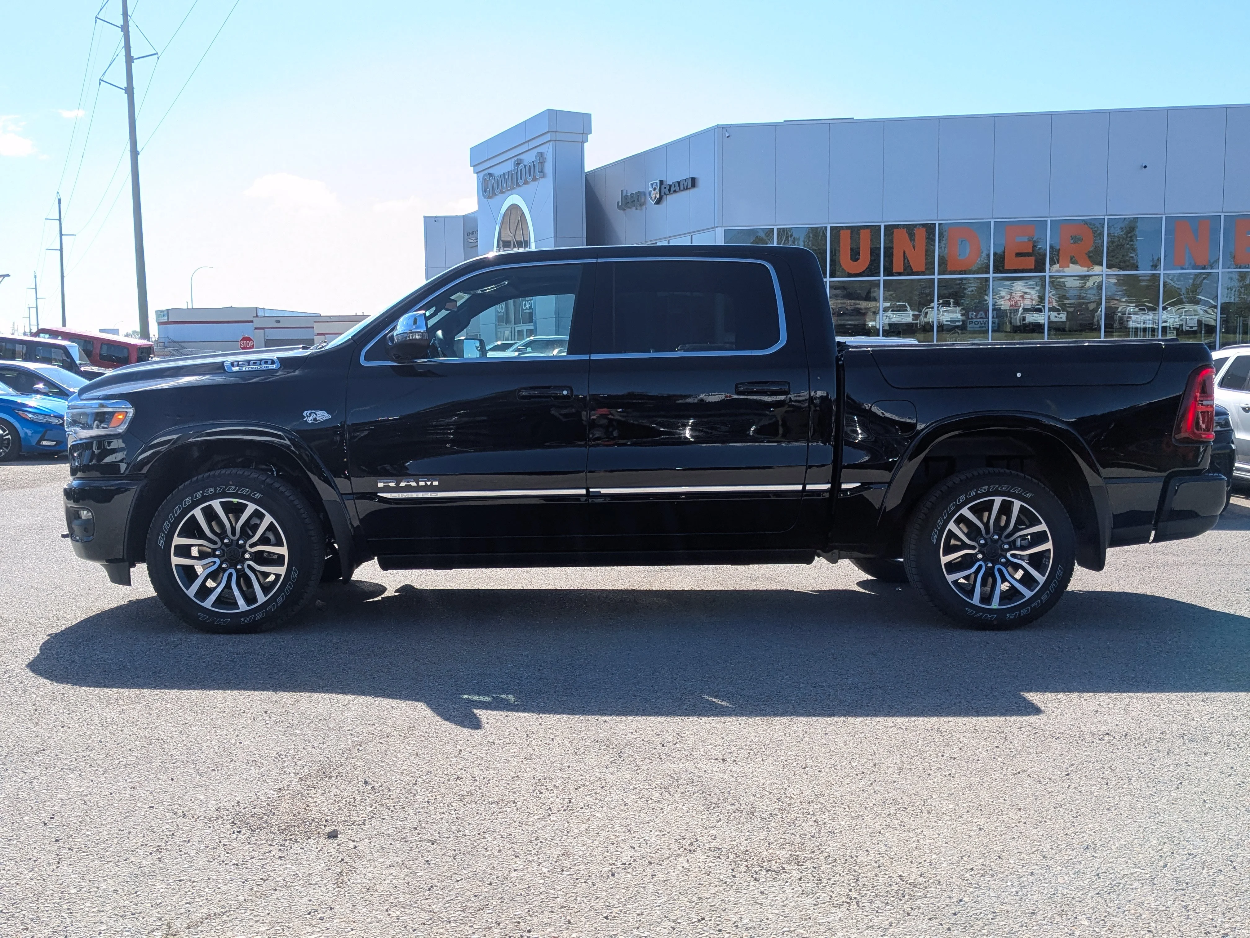 New 2026 Black RAM Limited - - 5.7L HEMI V8 - Pano Sunroof - Limited Lvl A Grp - Trailer Brake Ctrl & More! image 5