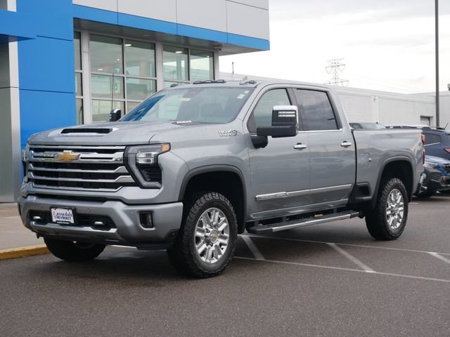 Used 2024 Chevrolet Silverado 3500HD High Country with VIN 2GC4YVE79R1257155 for sale in Roseville, Minnesota