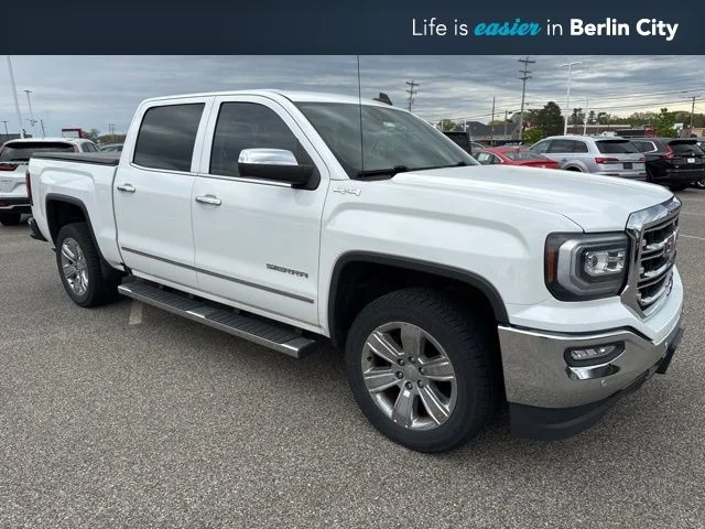 2018 GMC Sierra 4WD Crew Cab Short Box SLT's photo