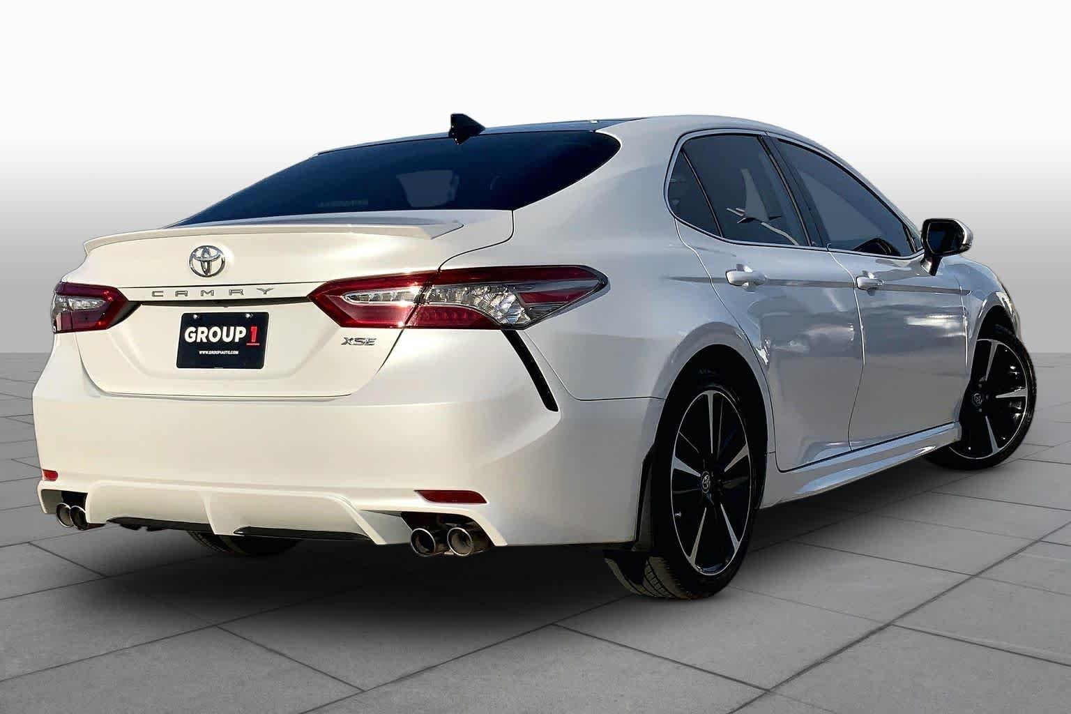 Used 2019 Wind Chill Pearl Toyota XSE image 13