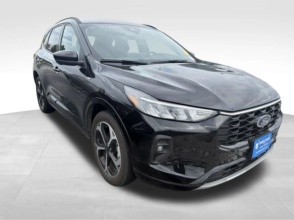 Used 2023 Black Metallic Ford ST-Line Select image 15