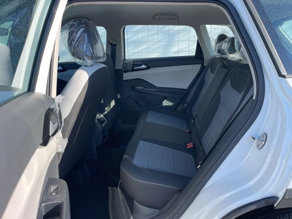 New 2026 Pure White Volkswagen 1.5T S image 16