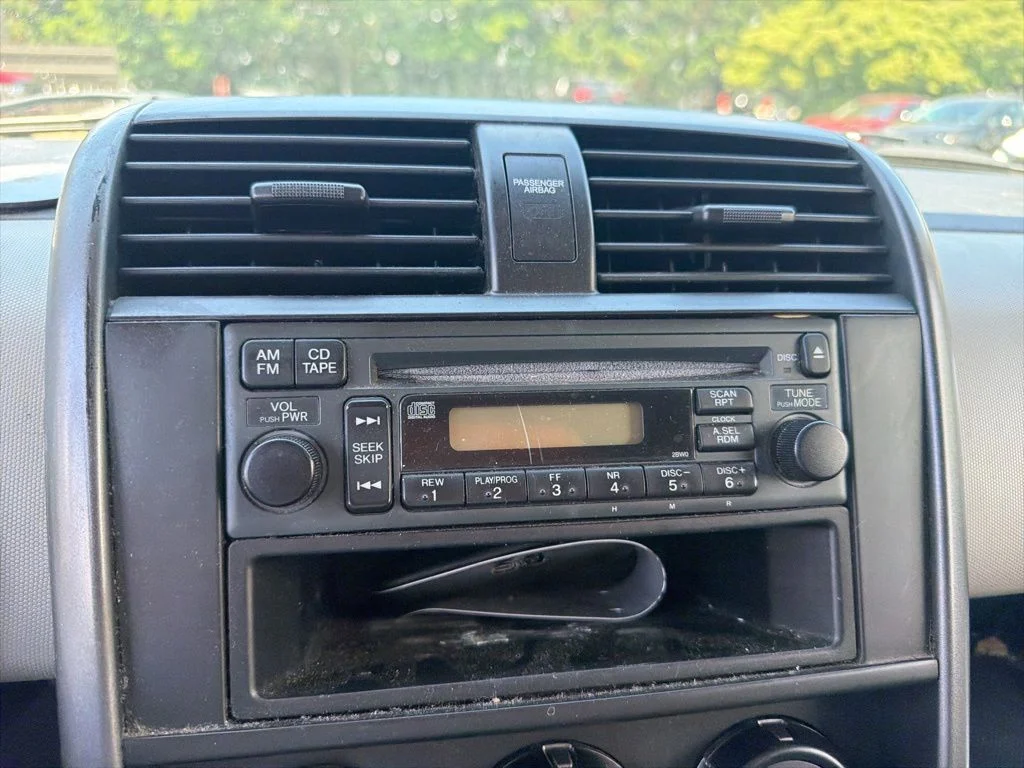 Used 2011 Black Honda LX image 10