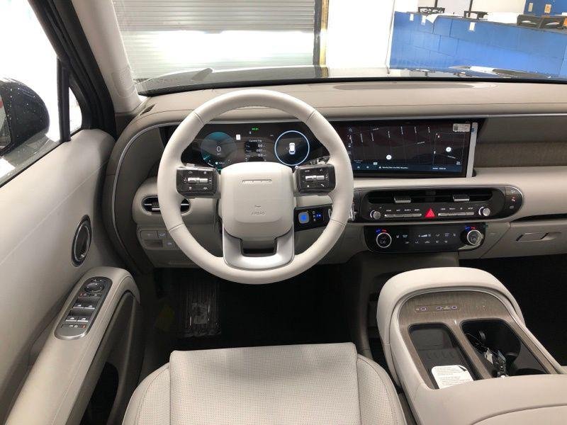 New 2026 Black Hyundai SEL 7P image 32