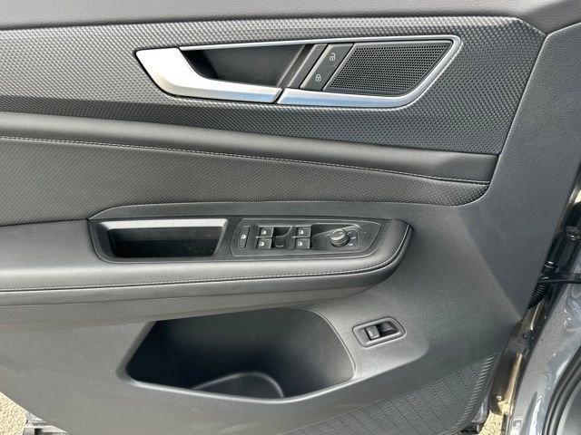 New 2026 Pure Gray Volkswagen 2.0T SEL R-Line Black image 21
