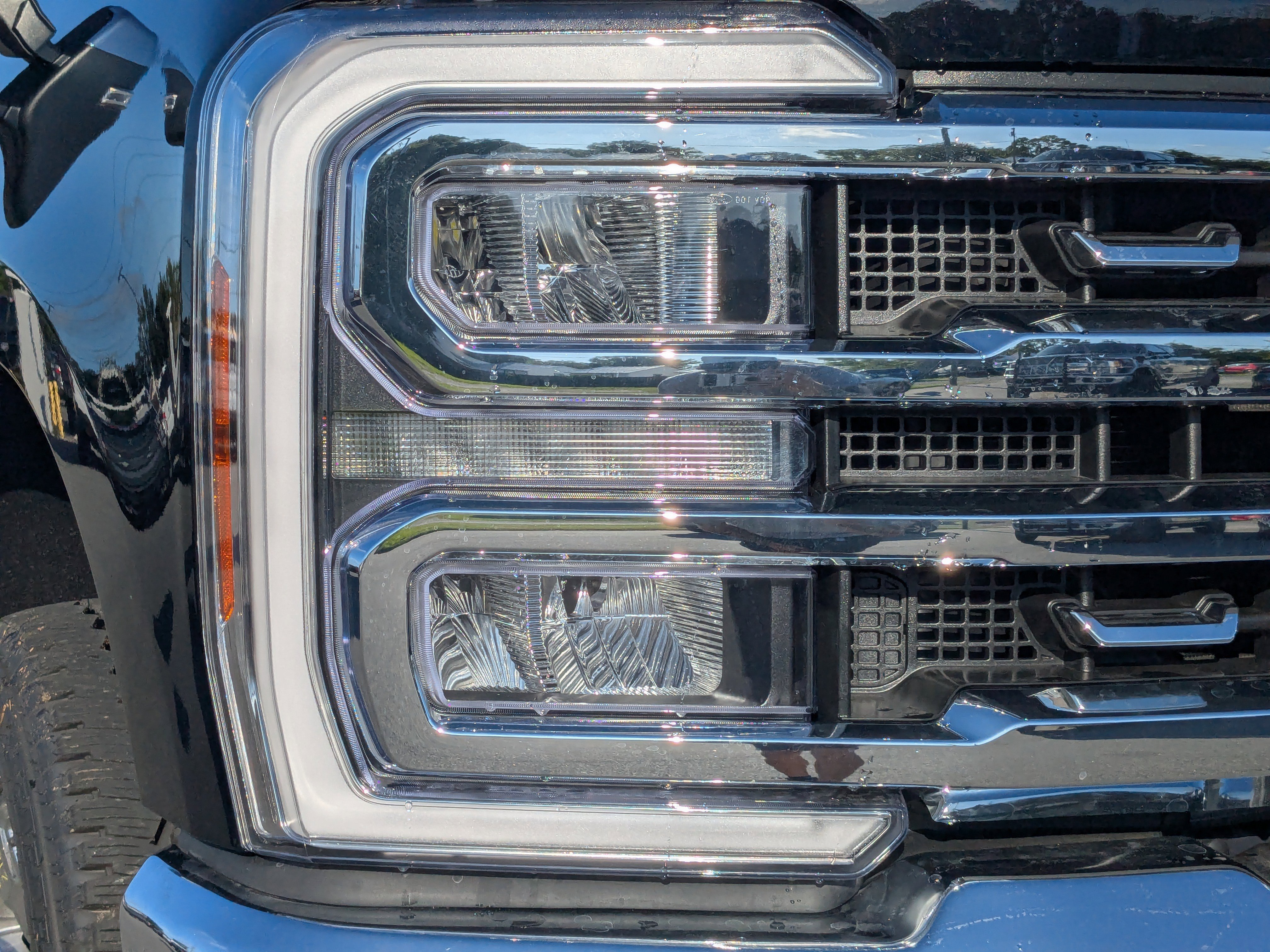 2025 Ford F-350 Super Duty Lariat - Photo 10