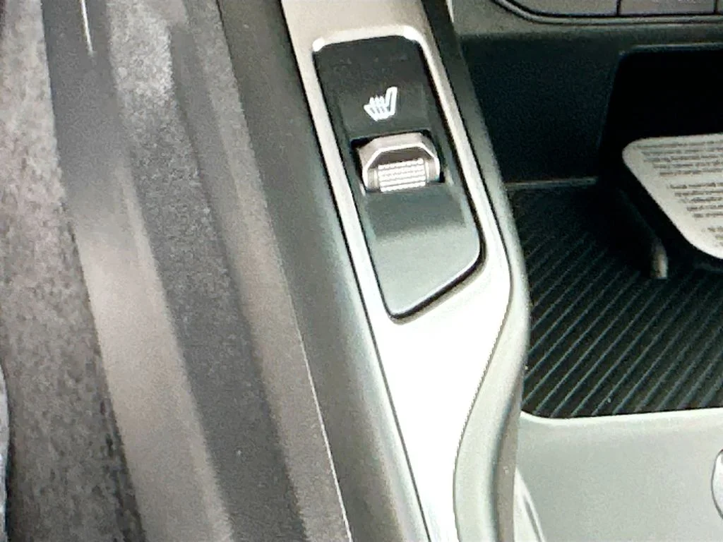 New 2026 Wolf Gray Kia EX image 21