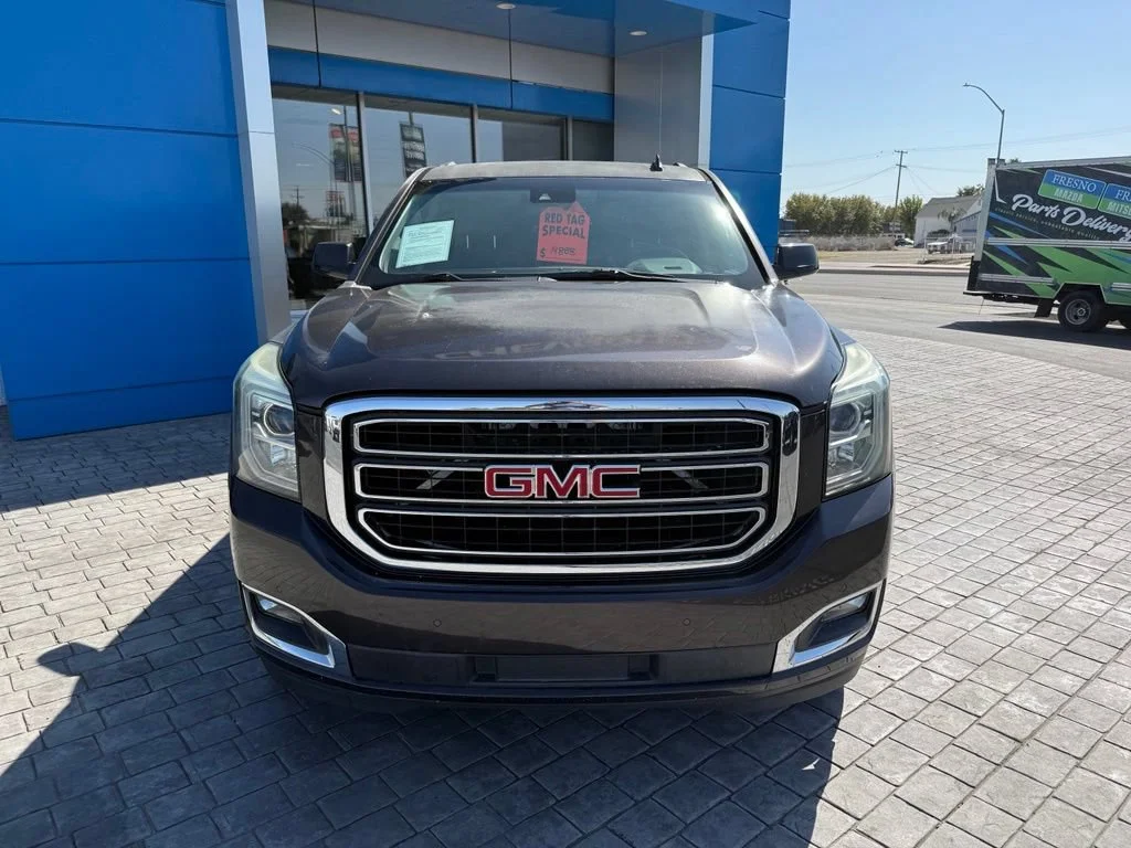 Used 2015 IRIDIUM METALLIC GMC SLE image 3