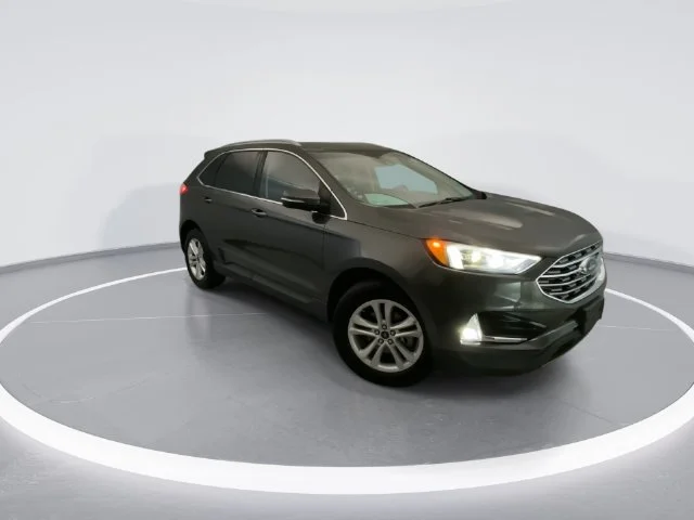 Used 2020 Gray Ford SEL image 6