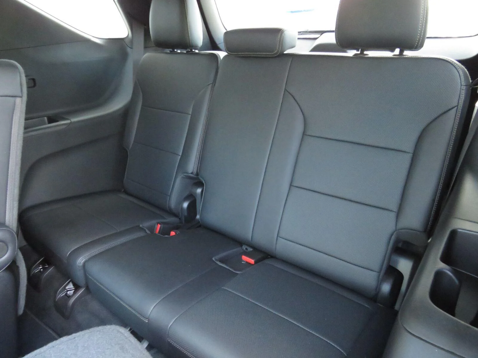Used 2026 Mosaic Black Metallic Chevrolet High Country image 25