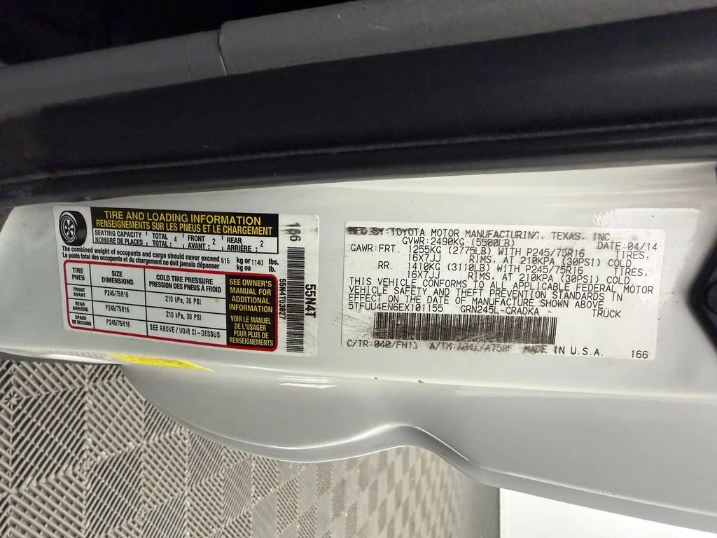 Used 2014 Super White Toyota Base V6 (A5) image 18