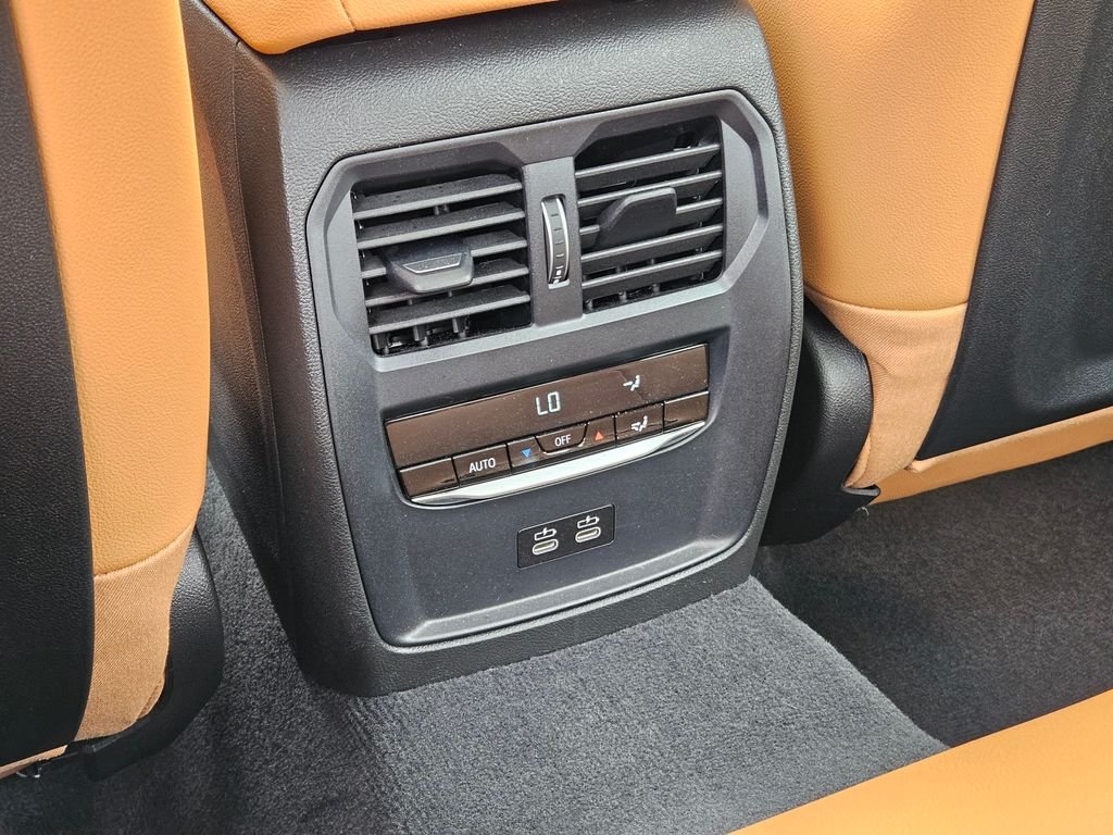 Used 2024 Skyscraper Grey Metallic BMW 330i xDrive image 20
