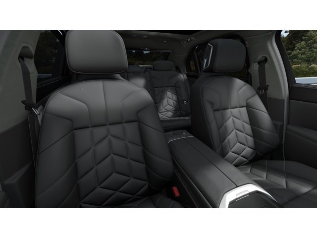 New 2027 Mineral White Metallic BMW 740 image 11