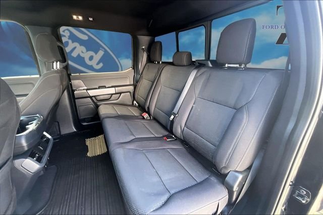 Used 2025 Agate Black Metallic Ford XLT image 22