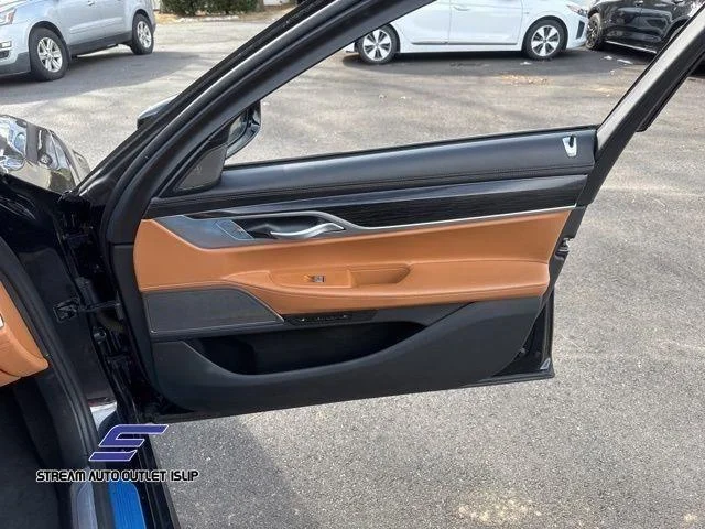 2022 BMW 7 Series 750i - Photo 15