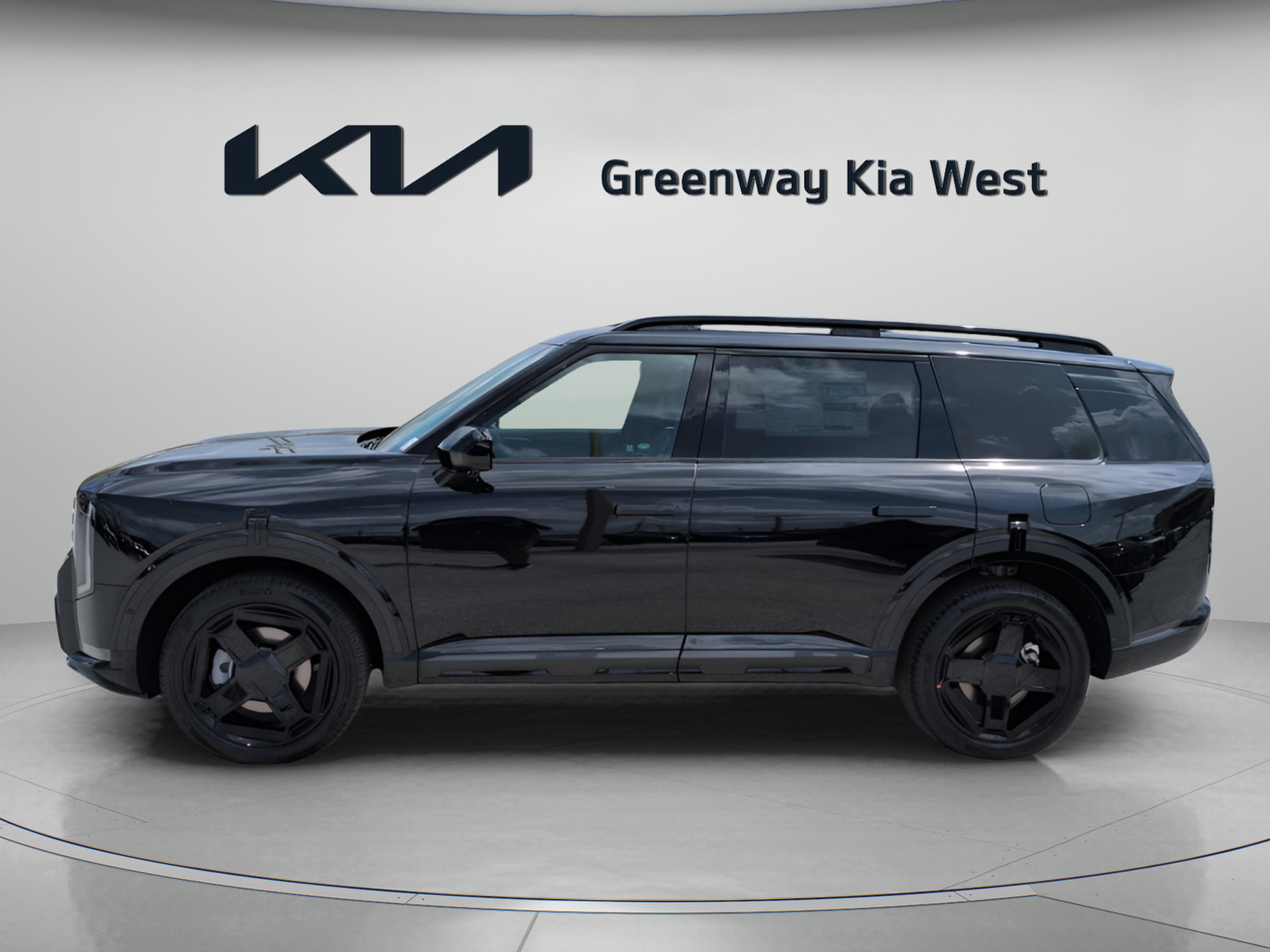 New 2027 Ebony Black Kia X-LINE SX image 4
