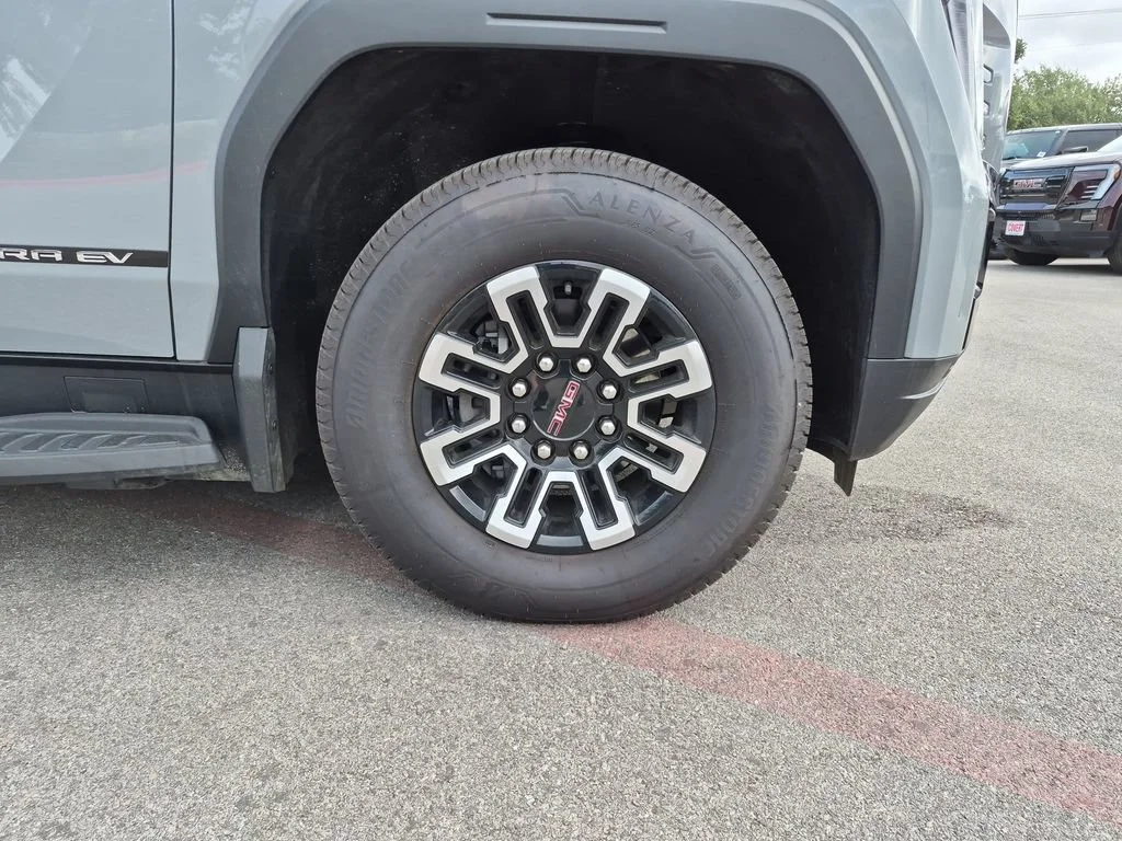 2026 GMC Sierra EV Elevation - Photo 18