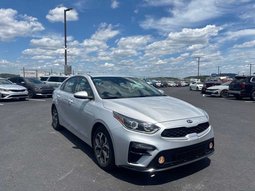 2020 Kia Forte LXS FWD photo
