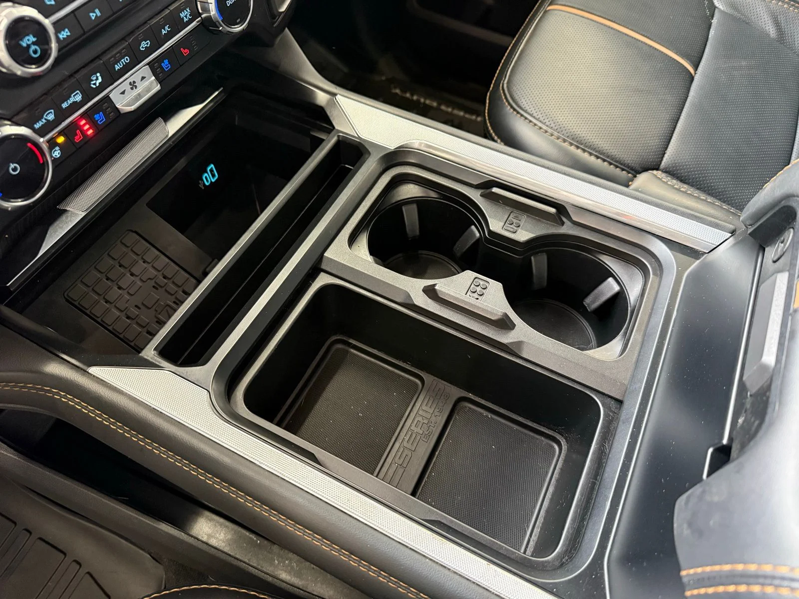 Used 2024 White Ford Platinum image 17