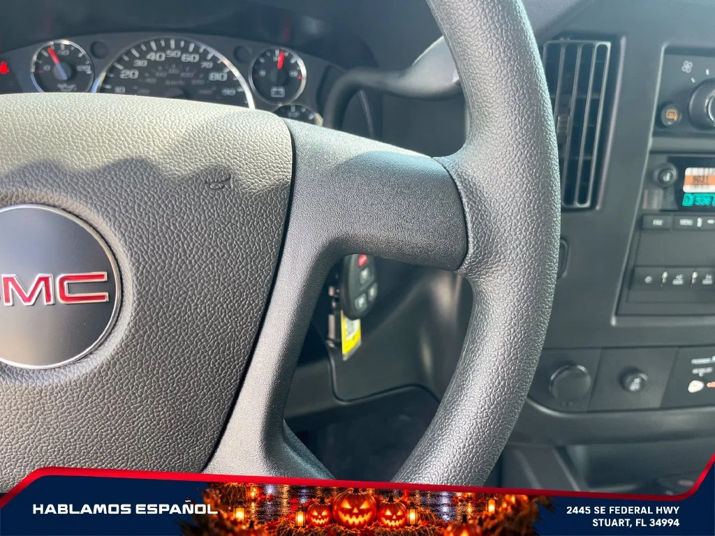 2026 GMC Savana Cargo Work Van - Photo 17